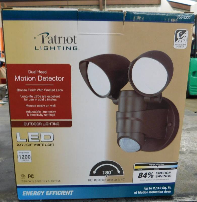 Patriot Outside Light with Motion Detection