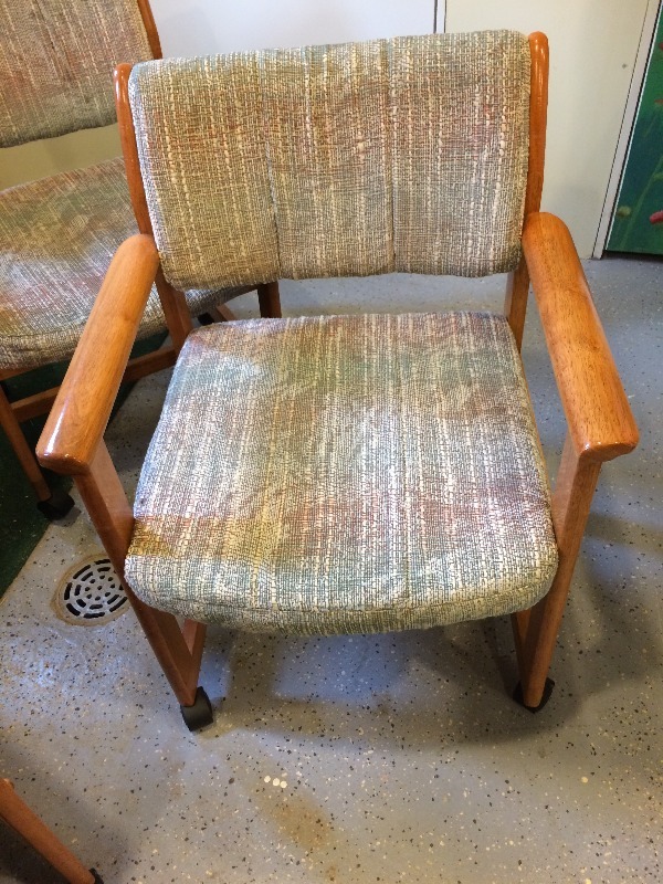 Dinning room, kitchen Chairs - lot of 4  still in pretty good shape.. Clean