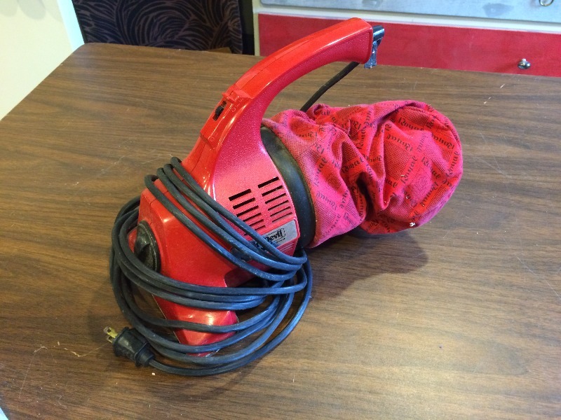 Dirt Devil Hand Vac, 115 v - works fine