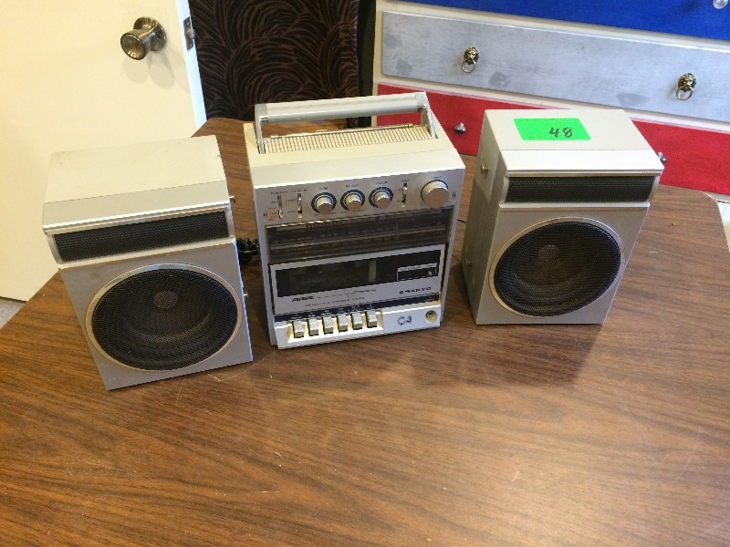 Shop Boom Box - works fine