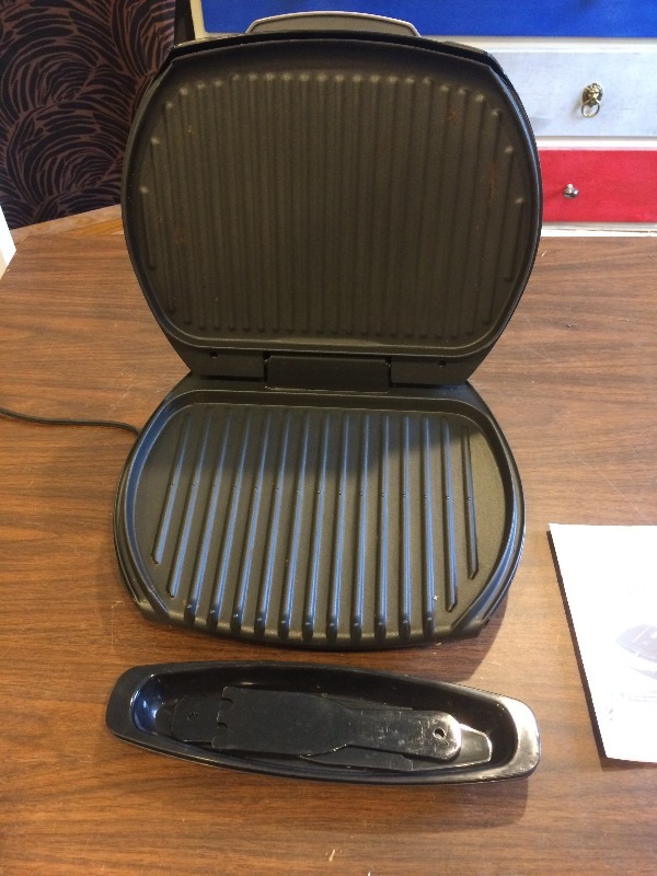 George Foreman Grill - works fine  still in great shape...