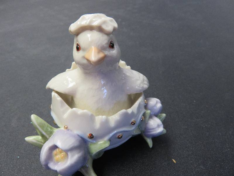 Lenox, Easter decoration