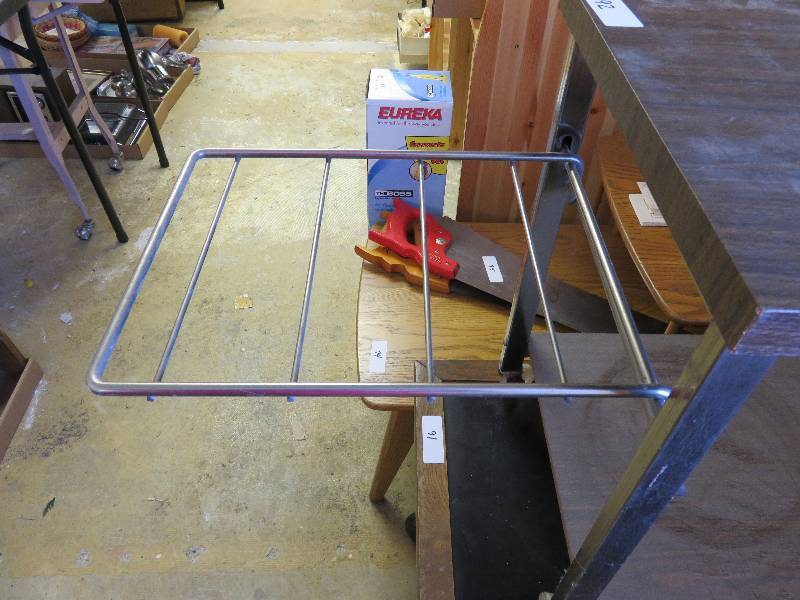 metal table with extension arms