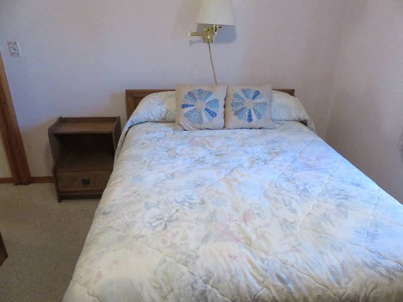 Bedroom set