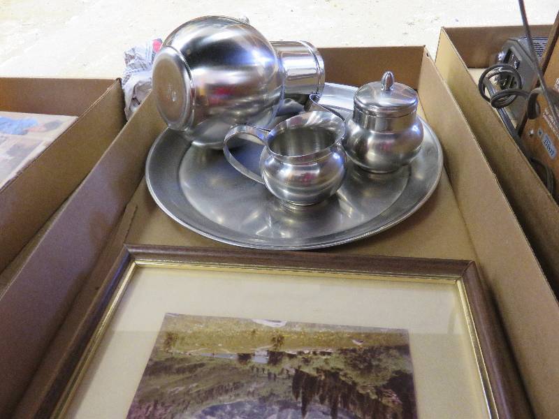 picture and tea service
