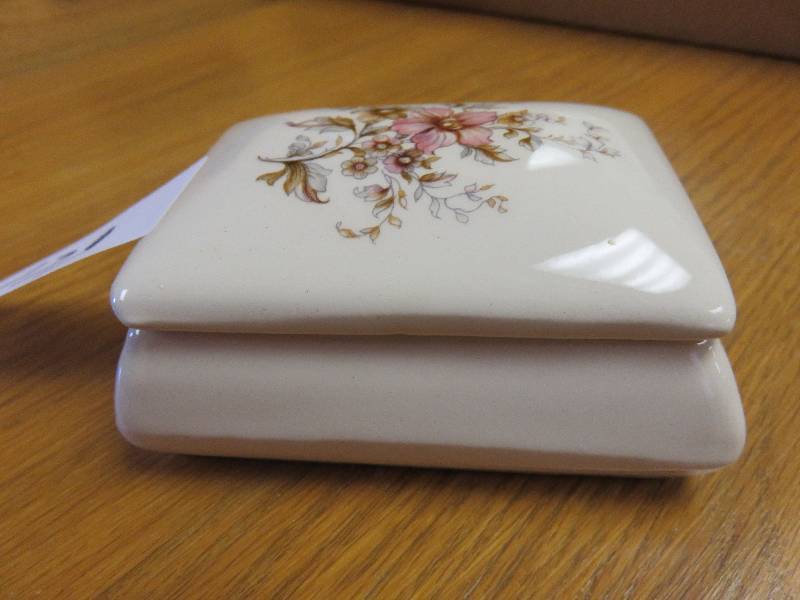 Trinket box