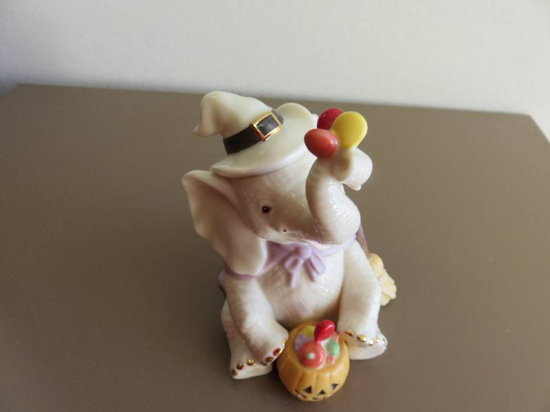 Lenox Elephant figurine