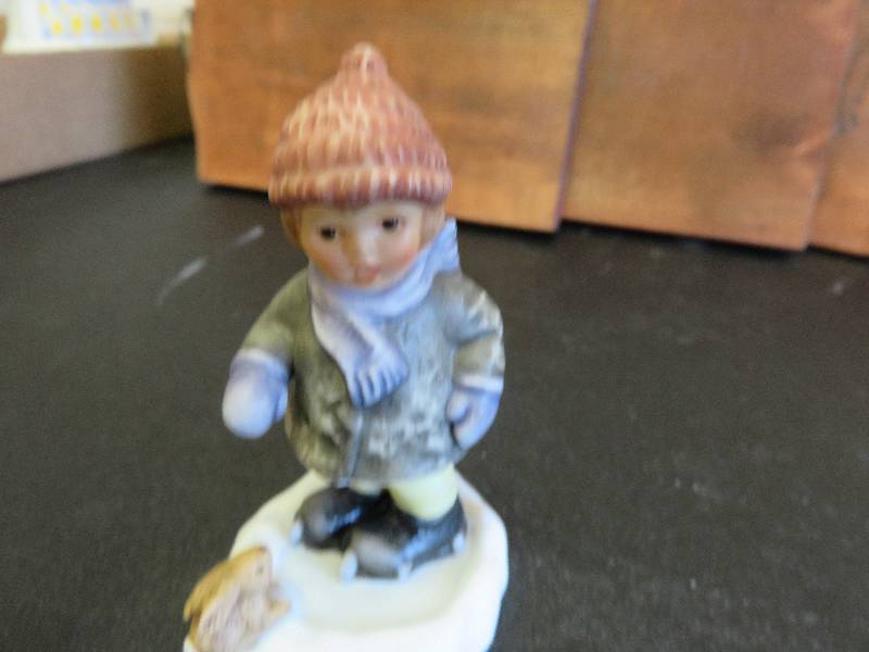 Hummel figurine, Slow and Steady