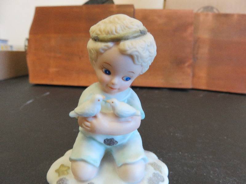 Bundles of Love from Bronson Collectables