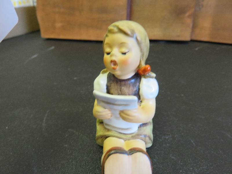 Hummel figurine, girl reading