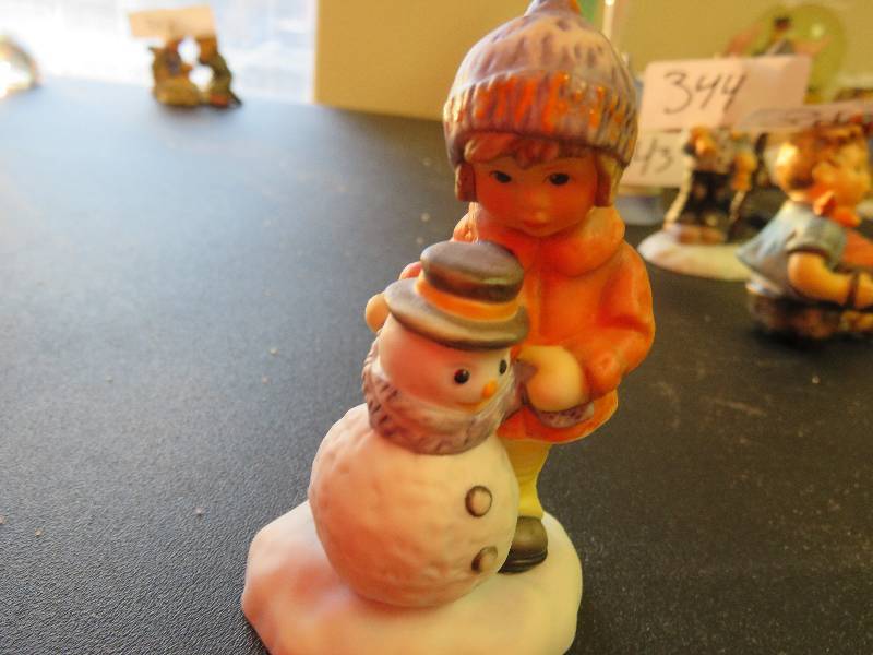 A gift for snowman Hummel figurine
