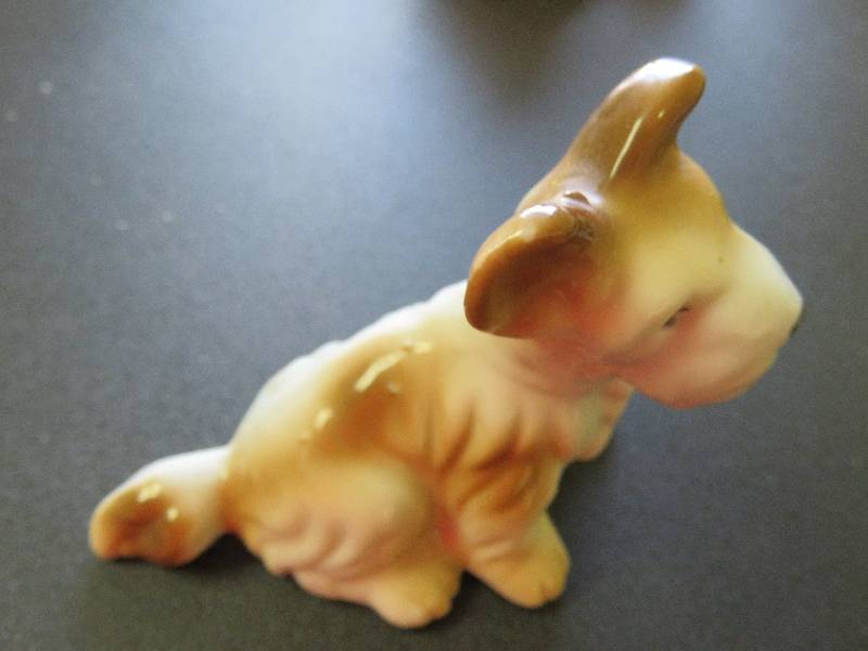figurine of Dog