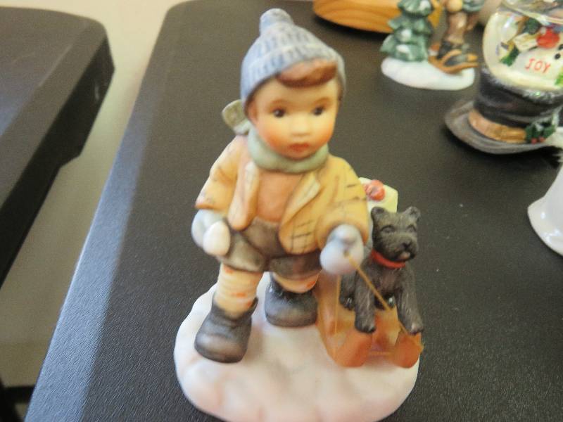 Hummel figurine, Off We Go