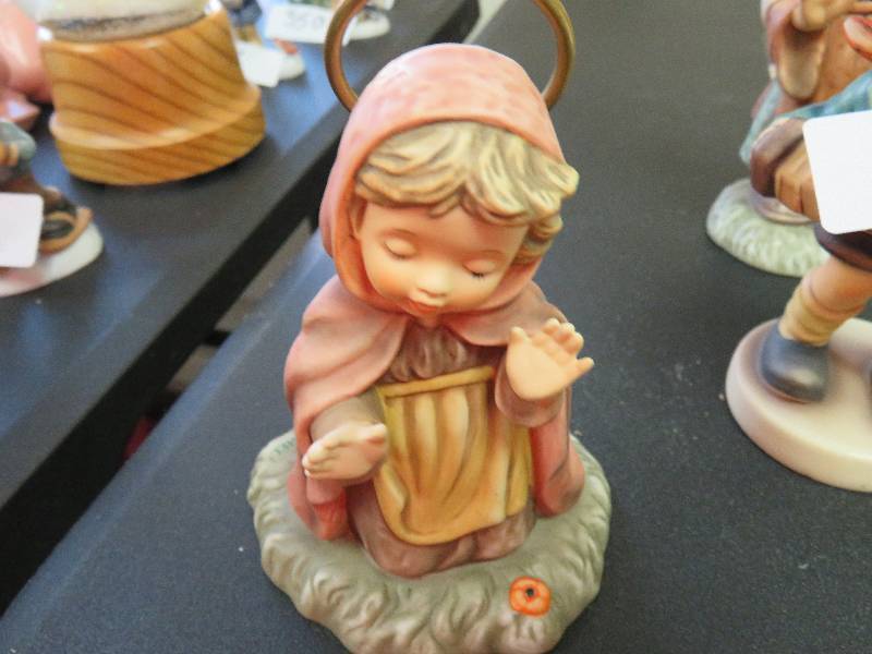 Hummel figurine, Mary