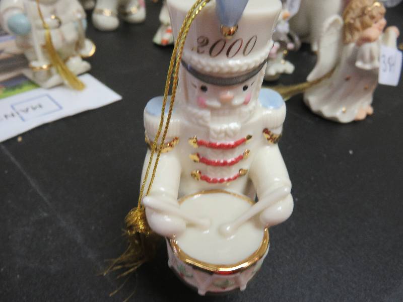 Lenox figurine