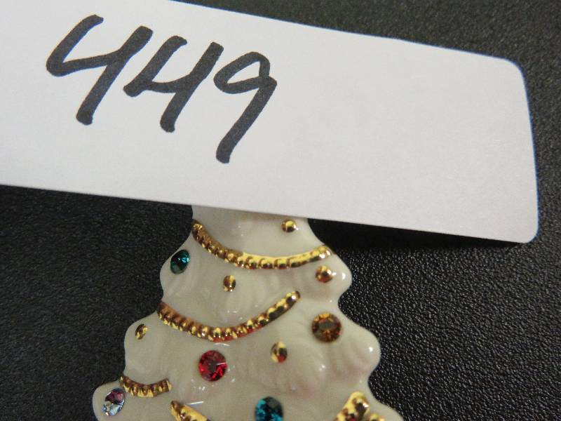 Lenox Pin
