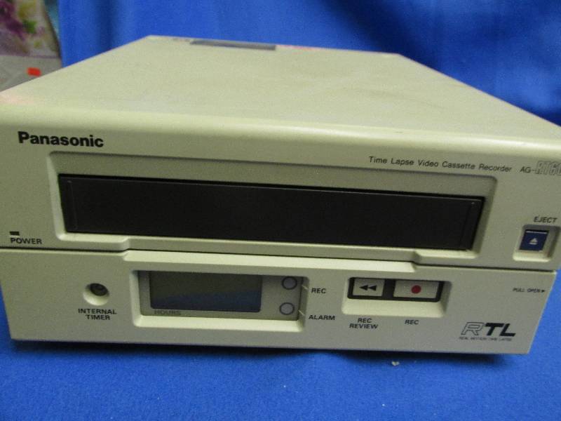 lot 12 image: panasonic time lapse video cassette...