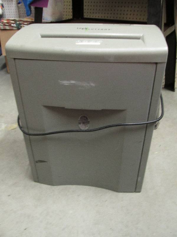 lot 29 image: tech solutions paper shedder ...