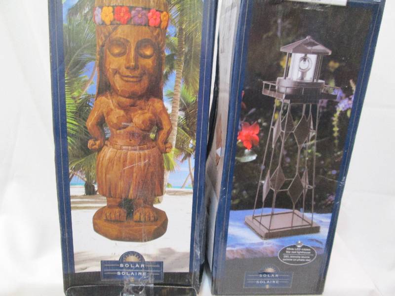 Pair of garden ornaments...
