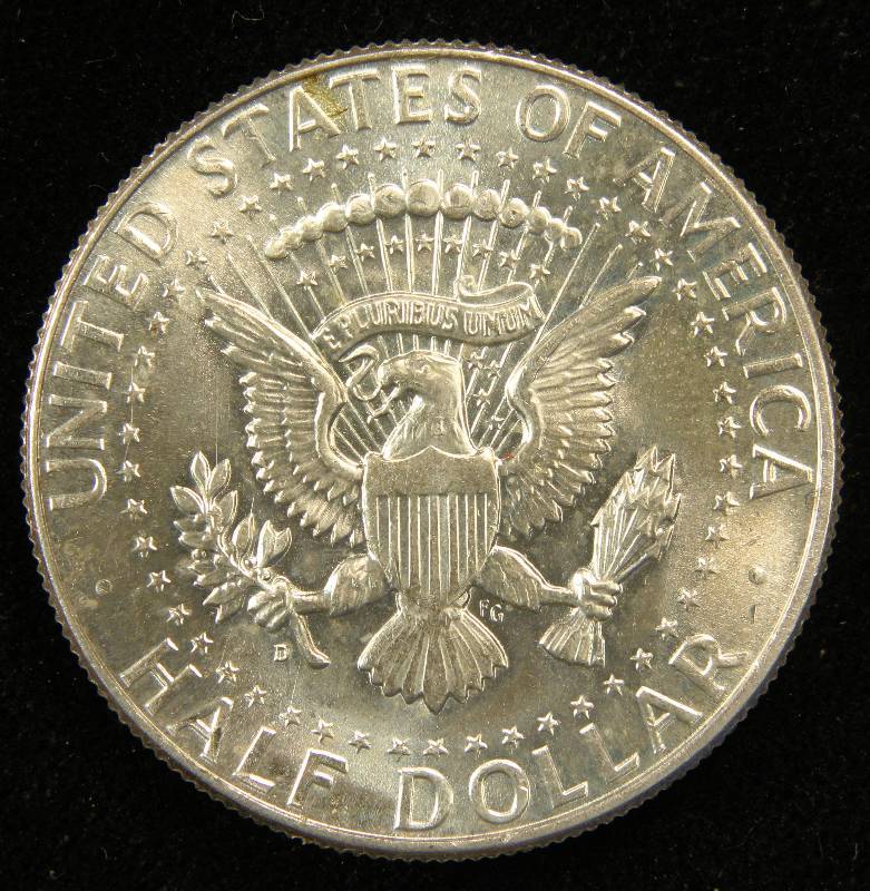 1964-D KENNEDY SILVER HALF DOLLAR UNC.