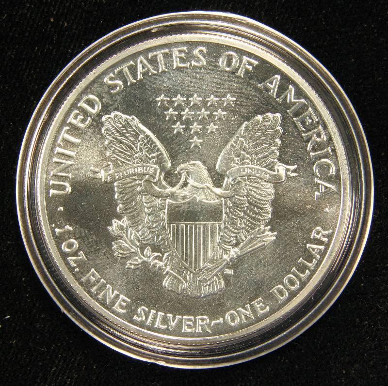 1989 AMERICAN SILVER EAGLE 1 TROY OZ. .999 FINE SILVER DOLLAR IN AIRTITE CAPSULE