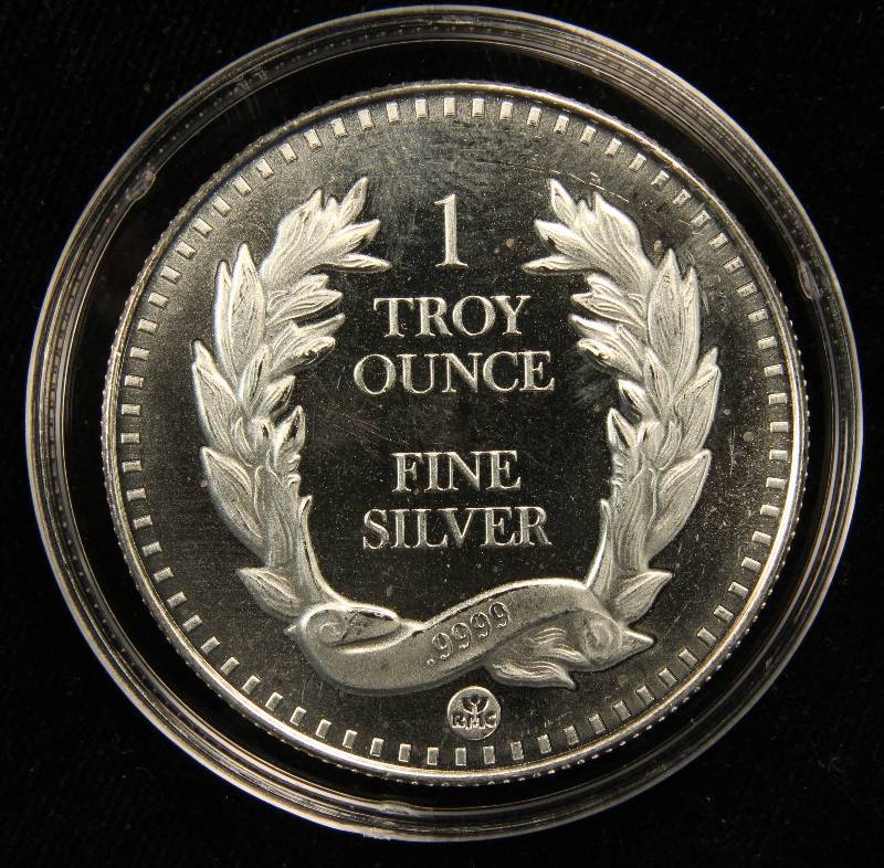 1 TROY Oz. .9999 FINE SILVER INDIAN ROUND IN AIRTITE HOLDER