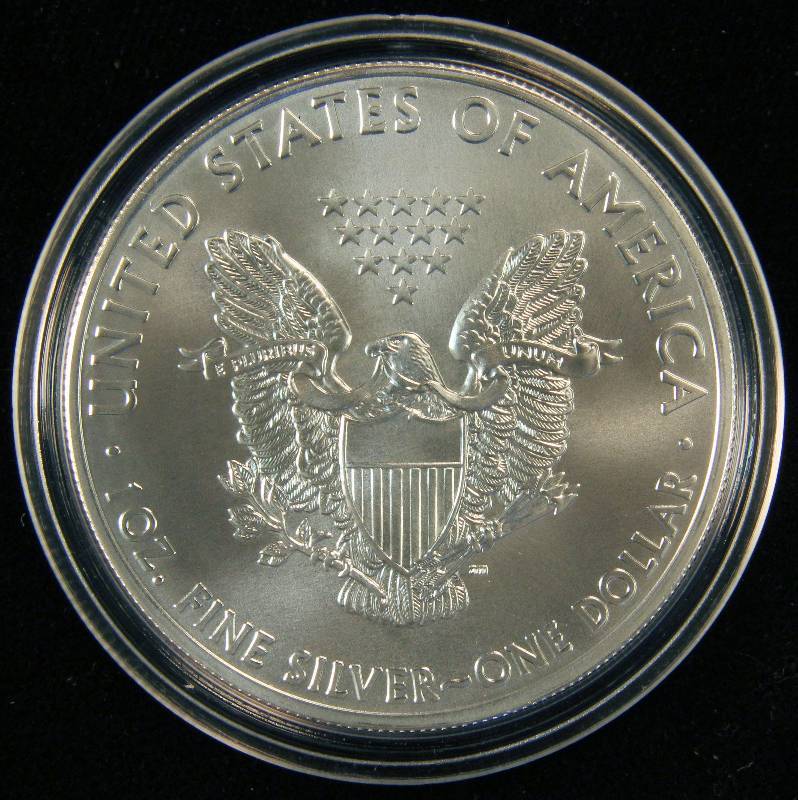 2015 AMERICAN SILVER EAGLE 1 TROY OZ. .999 FINE SILVER DOLLAR IN AIRTITE CAPSULE