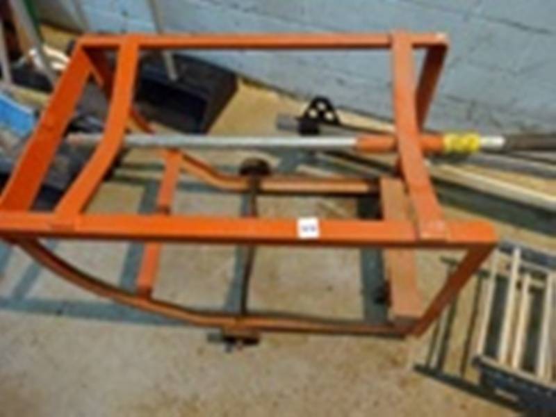 Meco Model DSH Barrel Cart