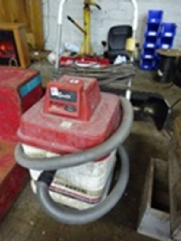 Advance Sprite Wet Dry Vac