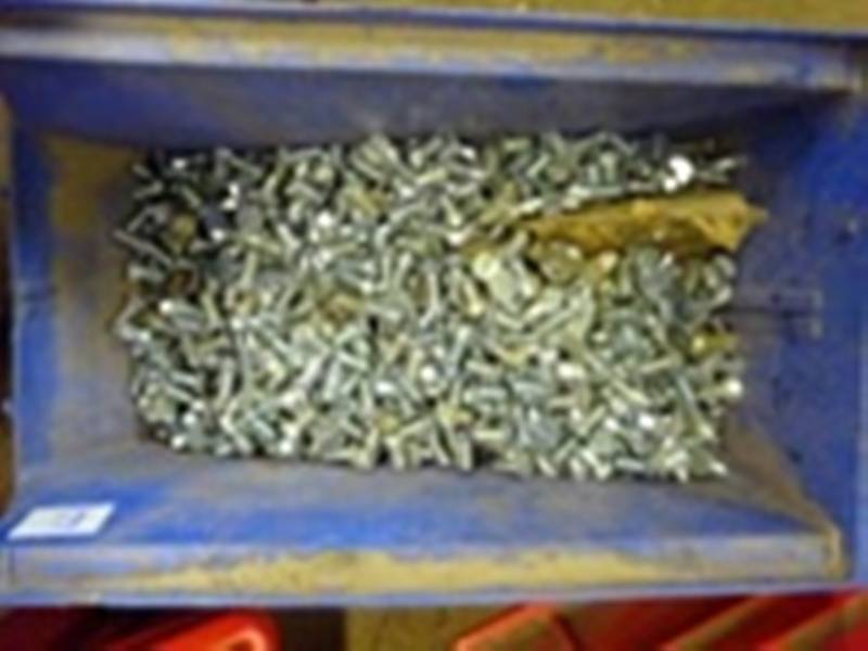 Flat Head Machine Bolts