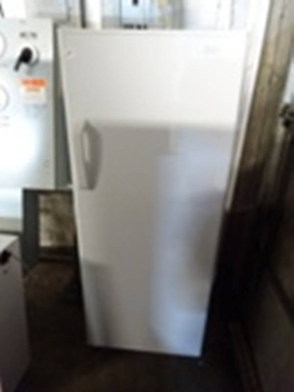 Danby Fridge Freezer 23 X 21 X 58