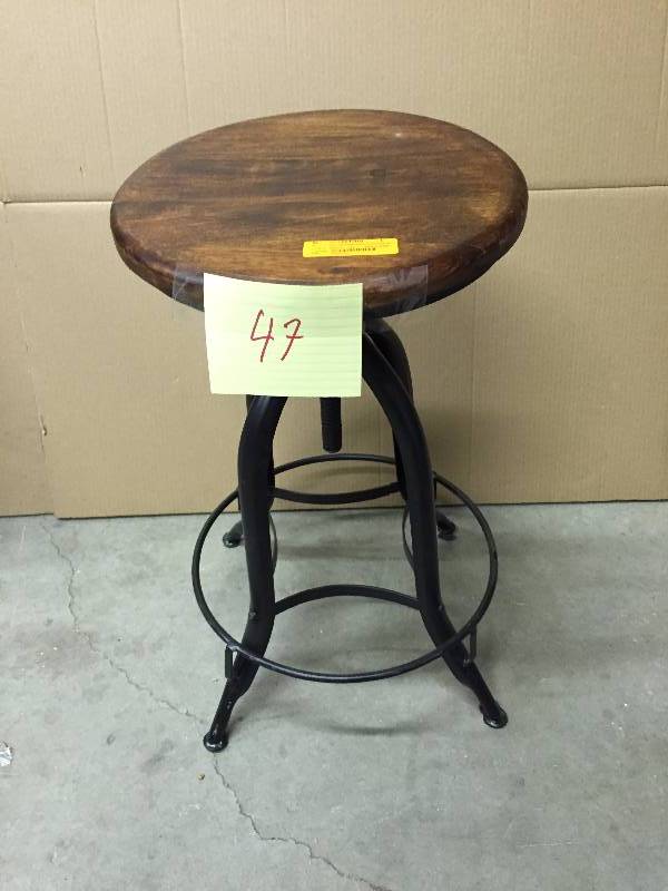 Ryder Adjustable stool- needs repair