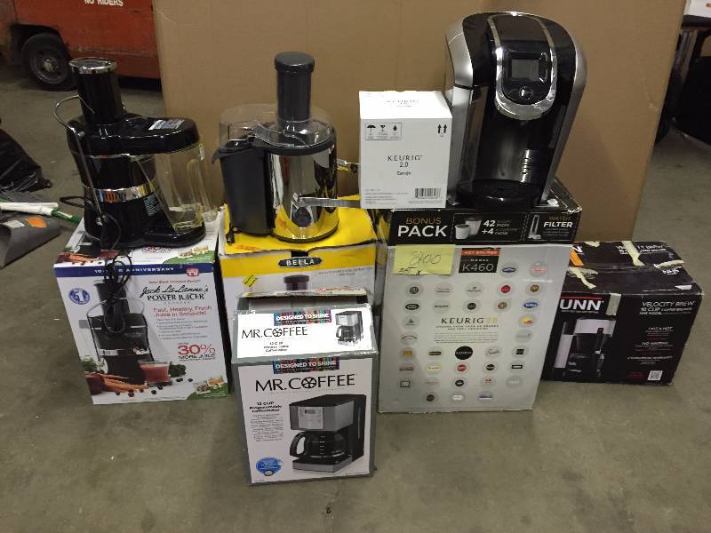 Lot of Assorted Kitchen Small Appliances- for parts or repair