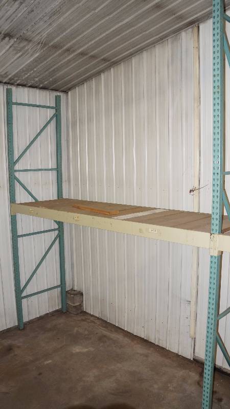 Pallet Racking with Shelves