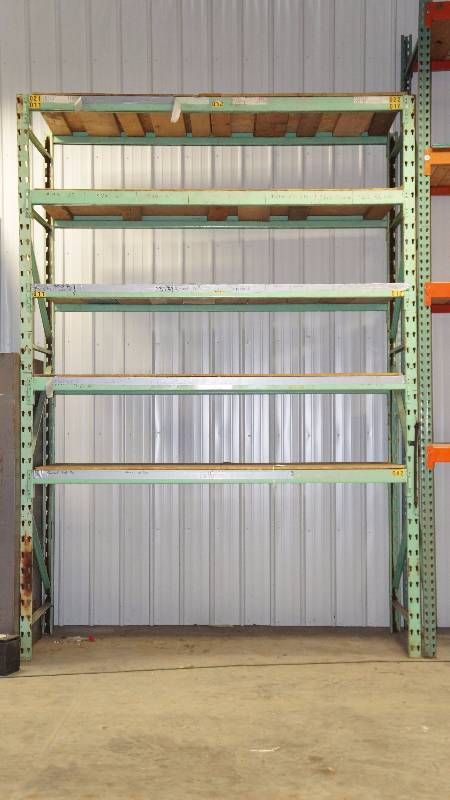 Pallet Racking with Shelves