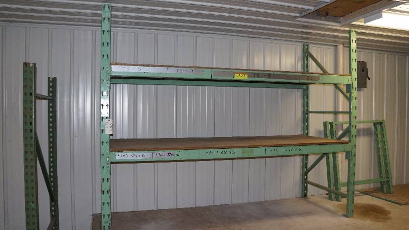 Pallet Racking with Shelves