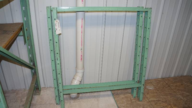 Short Pallet Racking with 6 Cross Beams