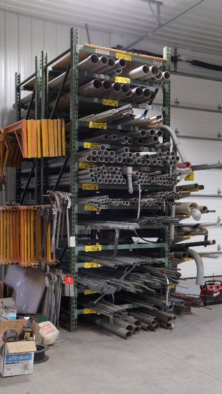 Pallet Racking with Shelves