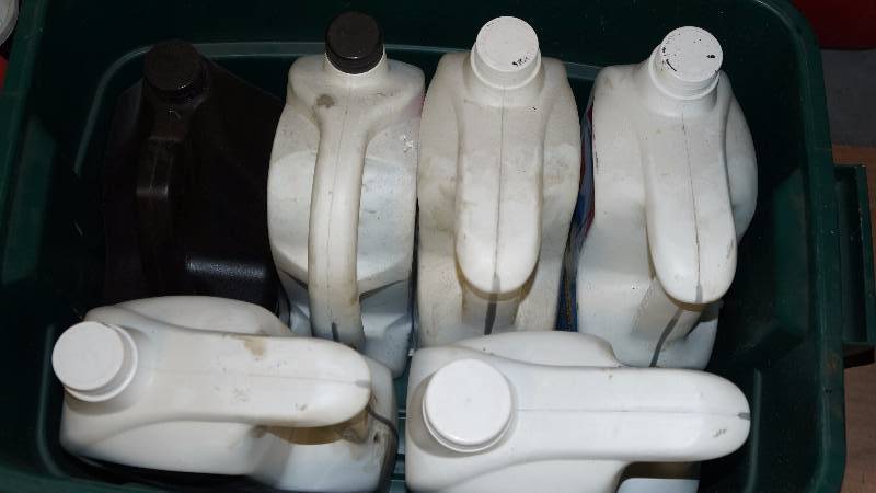 Tote of 6 Jugs of Motor Oil and Gear Lube