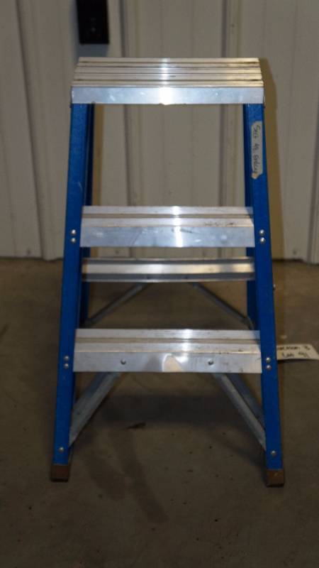 Keller 27 Fiberglass Utility Ladder Type II Commercial
