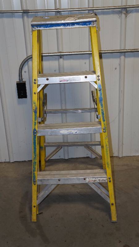 Werner 4 Fiberglass Ladder