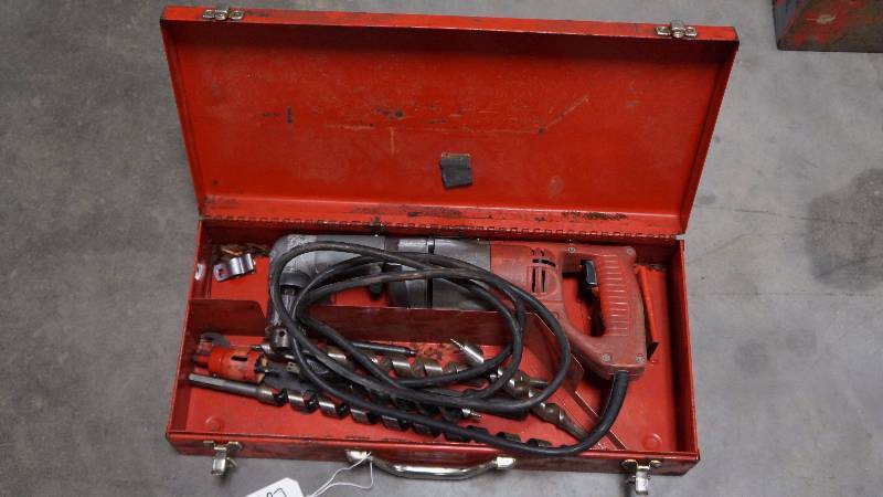 Milwaukee HD Right Angle Drill In Case w Accessories