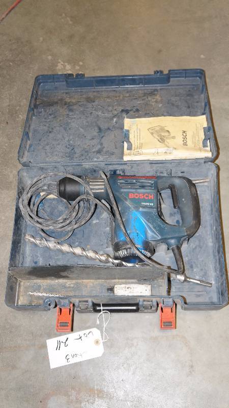 Bosch Hammer Drill In Case w 2 SDS bits