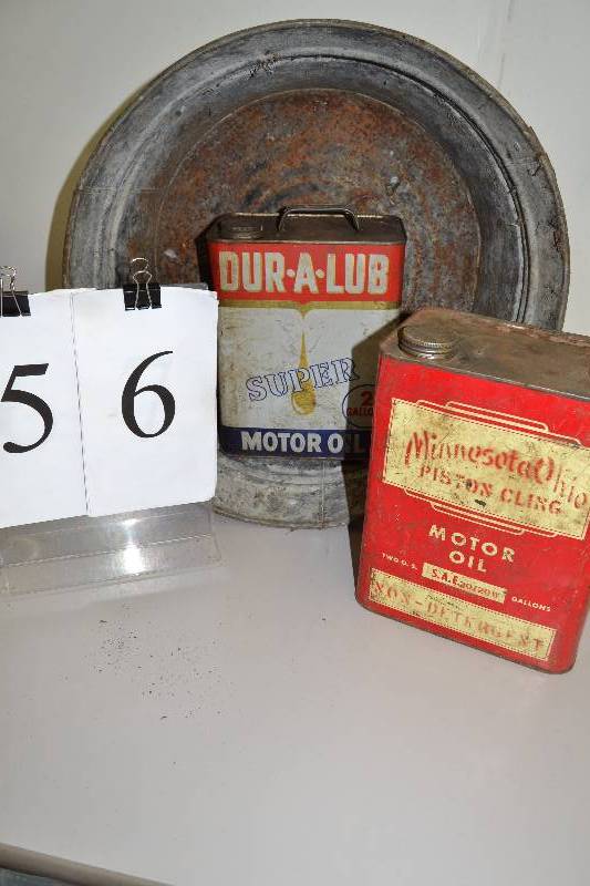 lot 56 image: Vintage Motor oil containers