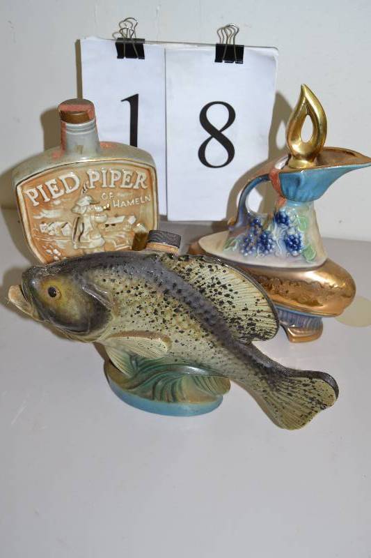 lot 18 image: Whiskey Decanters