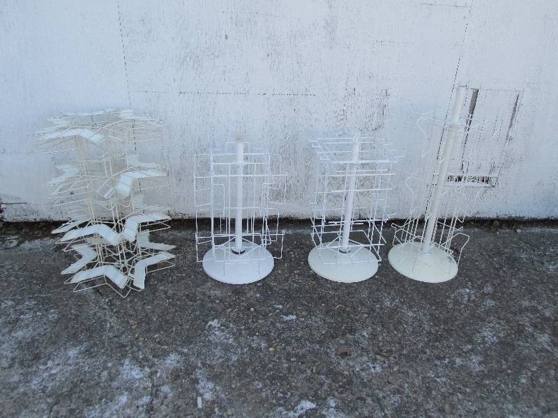 4 mini spinning displays ...