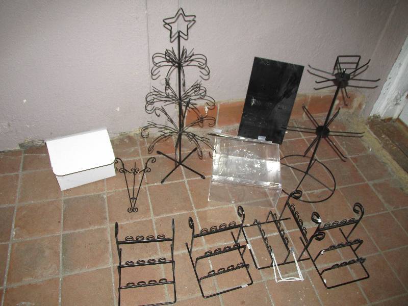 mixed lot of black metal display sh...