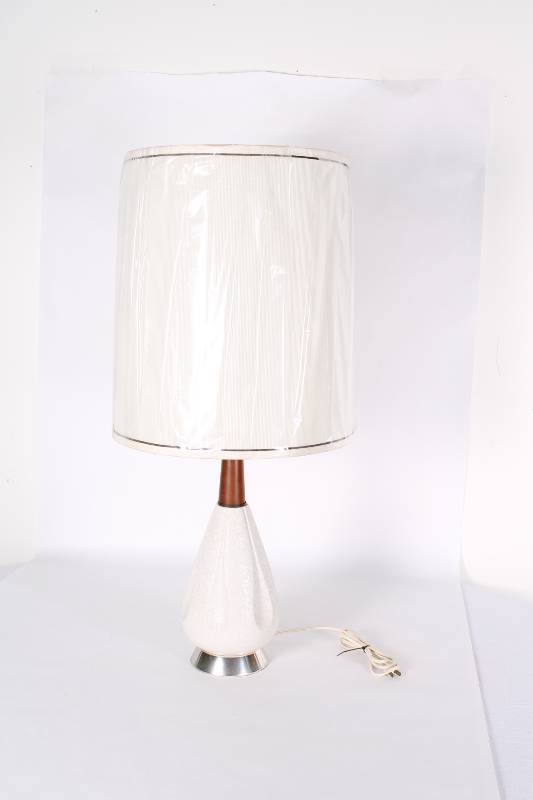 White  Mid Century Ceramic Lamp w ...