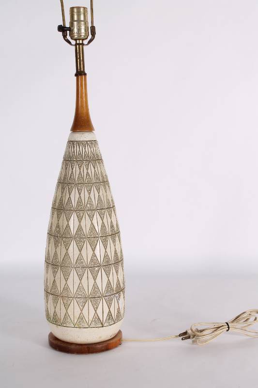 Mid Century Ceramic Lamp with Diamo...