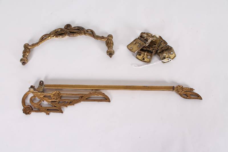 Lot of Vintage Brass Hardware...